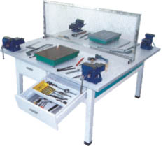 HY-901B型 鉗工實(shí)訓(xùn)成套設(shè)備（鉗工實(shí)訓(xùn)桌、雙面四工位）